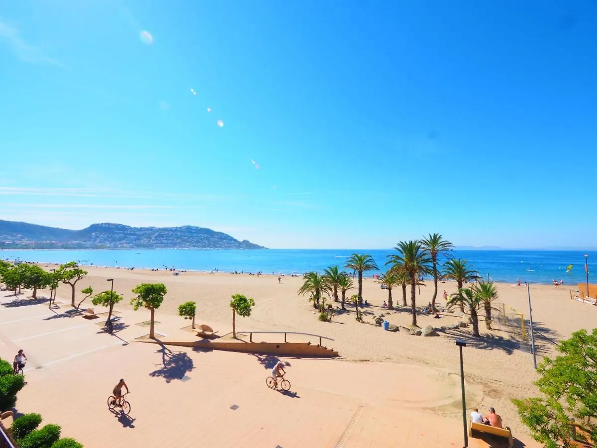 Apartment Platja De Roses-8 By Interhome Spain