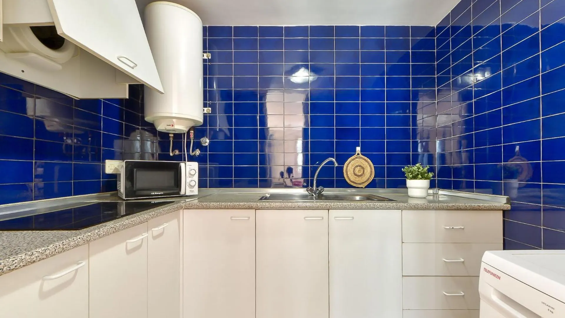 Apartment Platja De Roses-8 By Interhome